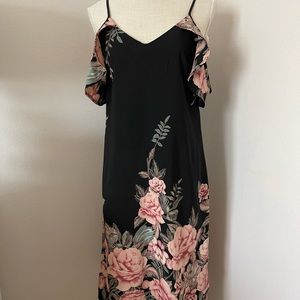 Women’s floral dress size S